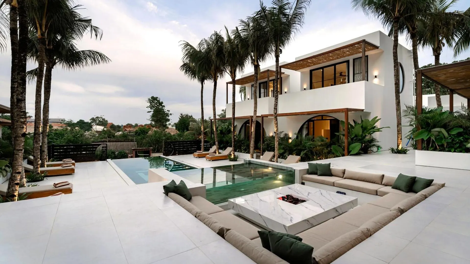 Baliwood Bingin Hotel Pecatu  0*, Pecatu (Bali)